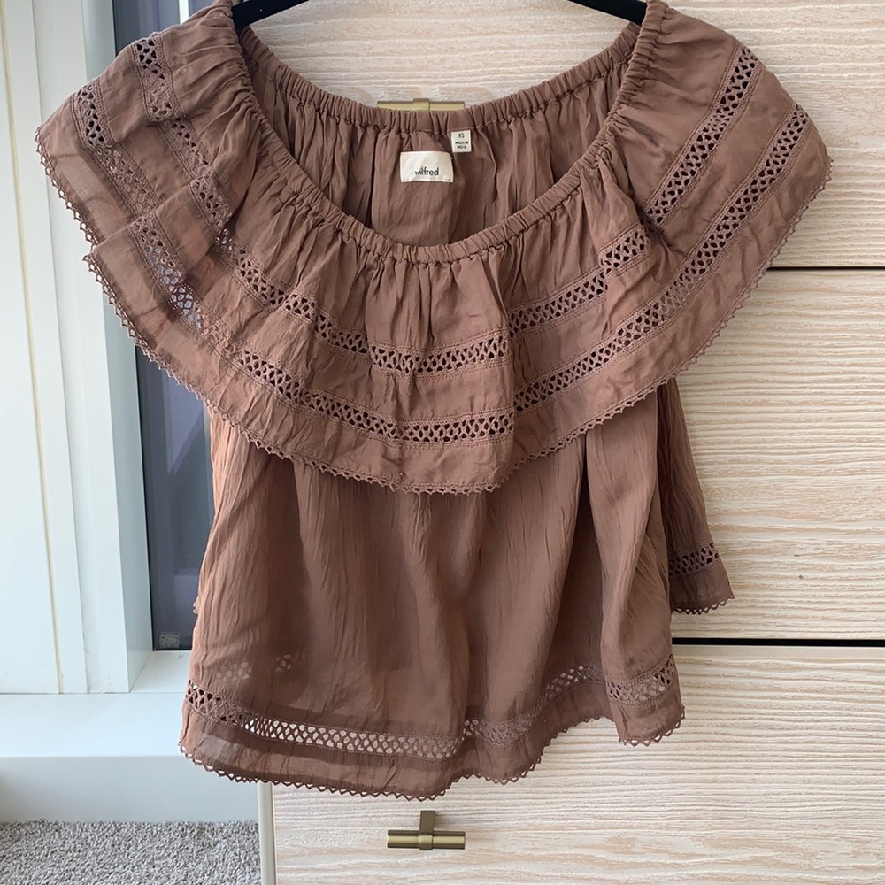 Aritzia off the shoulder top
